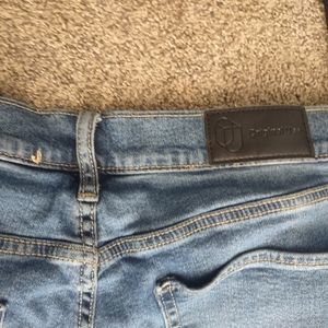 Women's jeans